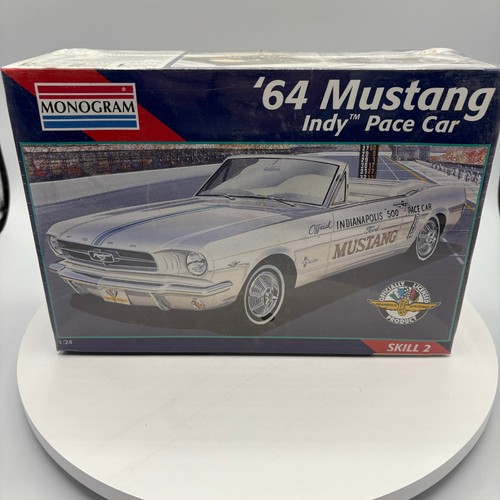 Monogram 1964 ford - 1/24,