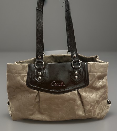 Coach ashley signature carry - coach,