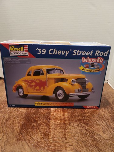 Revell monogram 39 - revell,